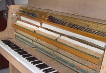 Piano droit MAG (GAVEAU) en chêne bicolore mat